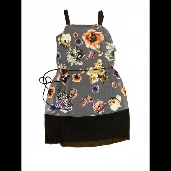 Simply Vera Wang Floral Dress Adjustable Straps - Stylish & Chic NWT - Picture 11 of 15